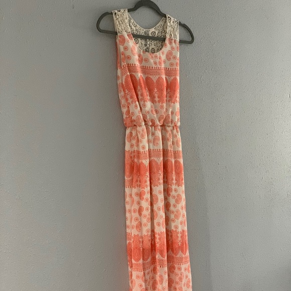 Long maxi dress - Picture 1 of 2